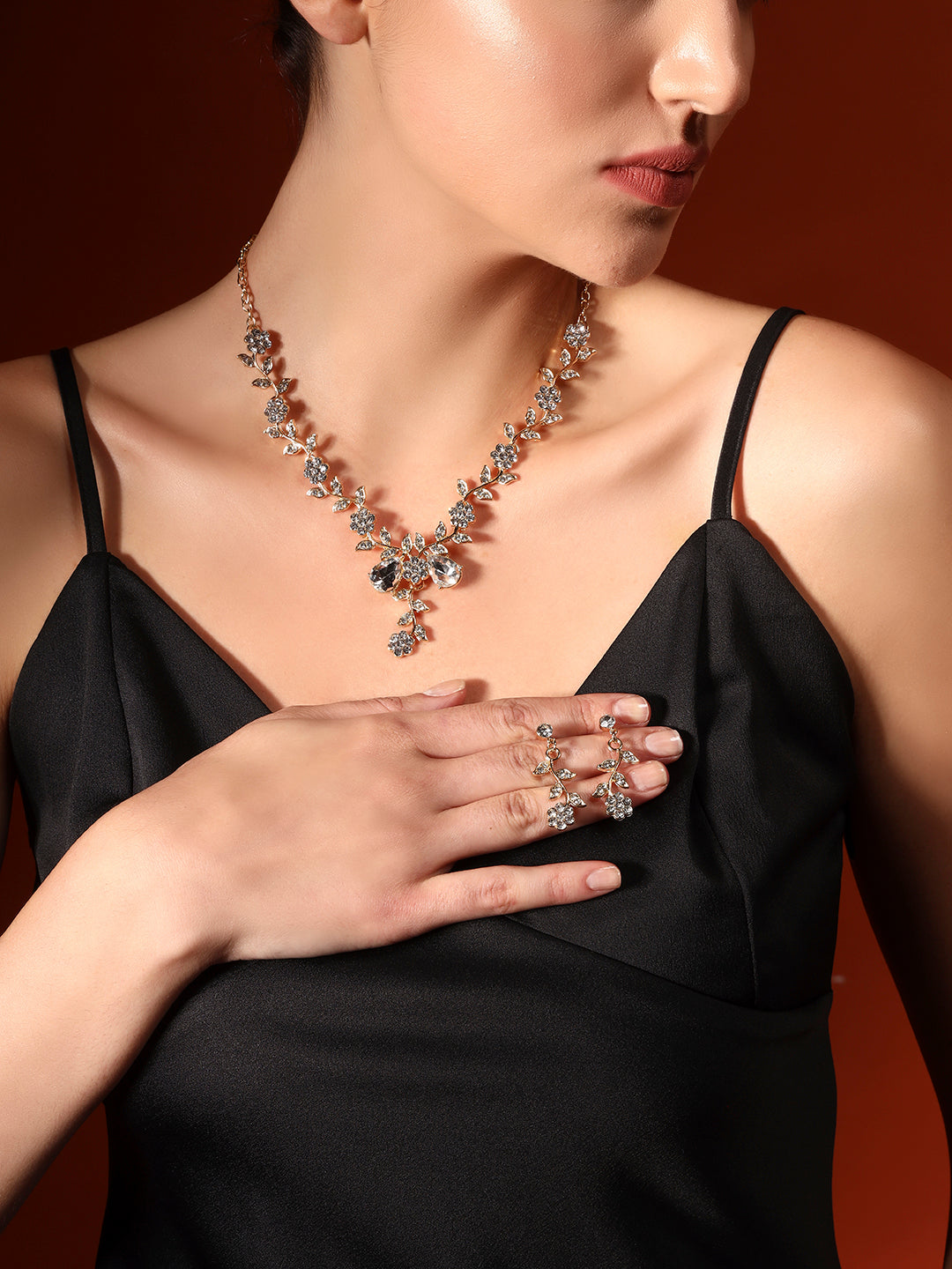 Clara Crystal Set