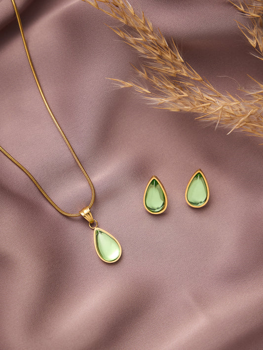 Green Teardrop Necklace and Earrings Set